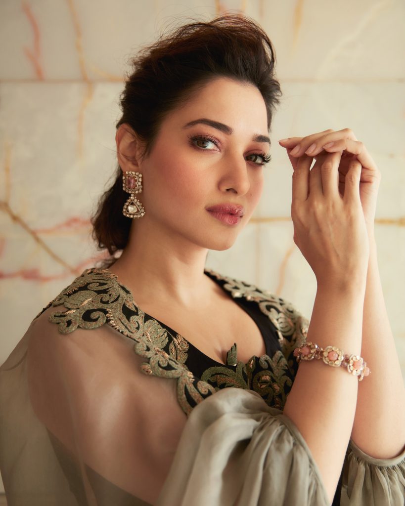 Hunterfly Tamannaah Bhatia 1 819x1024 1 Hunterfly Tamannaah Bhatia 1 819x1024 1