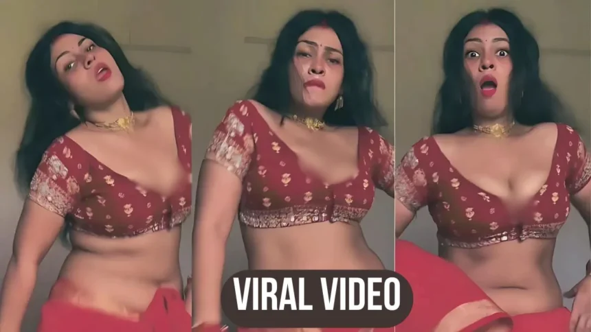 Hunterfly desibhabi f Indian women creating viral dance reel content in traditional attire