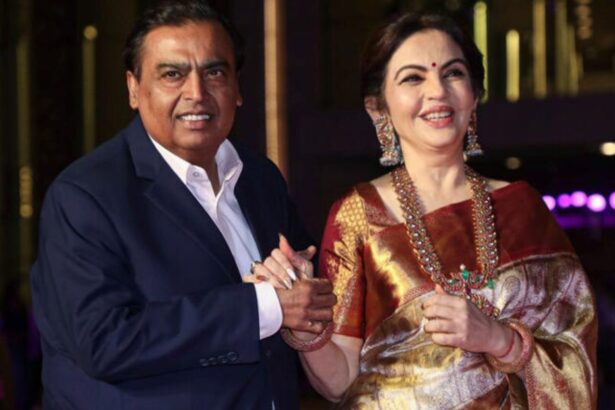 Hunterfly 026 04 04 180137 Nita Ambani Mukesh Ambani candid moment NMACC anniversary event Mumbai