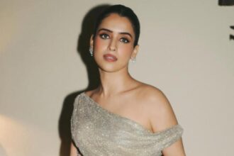 Hunterfly 026 04 13 200011 Sanya Malhotra workout fitness routine