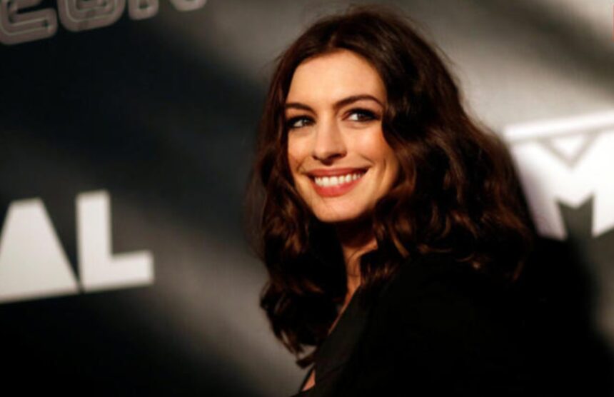 Hunterfly 026 04 23 161202 Anne Hathaway Most Beautiful Star 2026 photoshoot