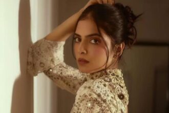 Malavika Mohanan airport style outfits