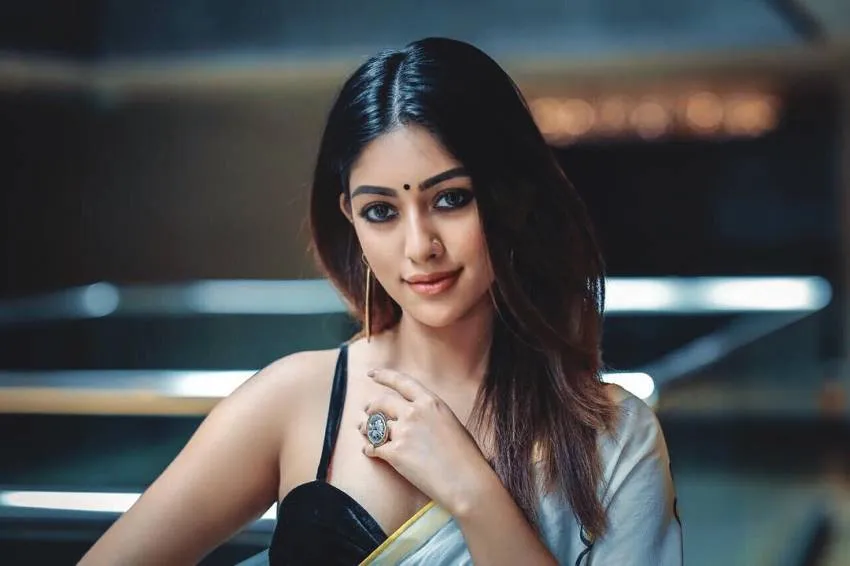 Hunterfly Anu Emmanuel 119 Hunterfly Anu Emmanuel 119