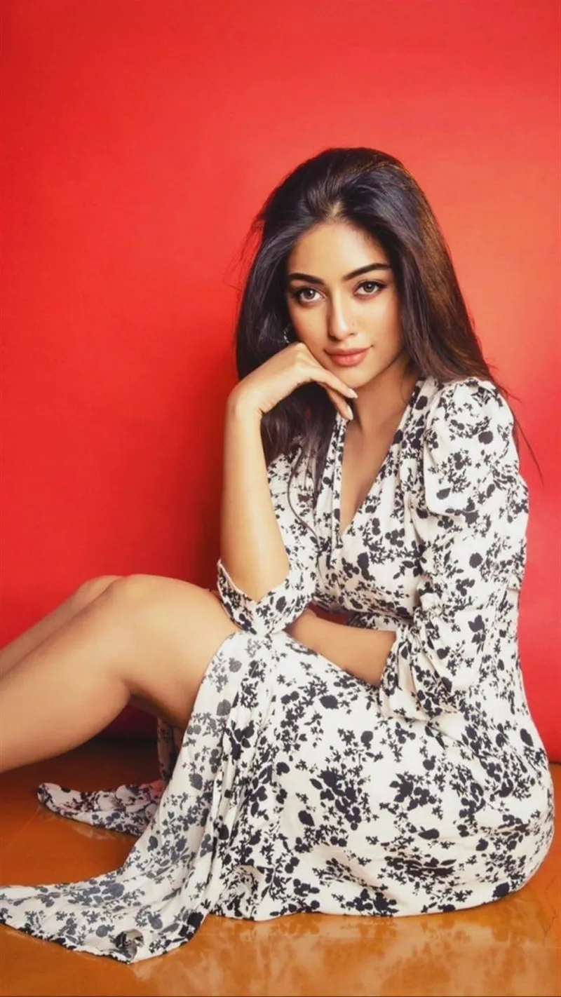 Hunterfly Anu Emmanuel 135 Hunterfly Anu Emmanuel 135