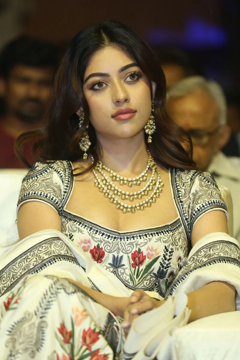 Hunterfly Anu Emmanuel 178 Hunterfly Anu Emmanuel 178