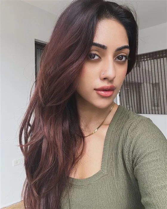 Hunterfly Anu Emmanuel 190 Hunterfly Anu Emmanuel 190