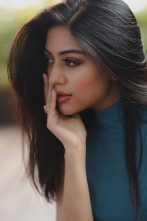 Hunterfly Anu Emmanuel 265 Hunterfly Anu Emmanuel 265