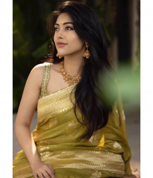 Hunterfly Anu Emmanuel 298 Hunterfly Anu Emmanuel 298