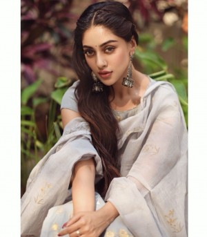 Hunterfly Anu Emmanuel 337