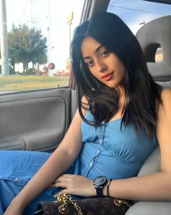 Hunterfly Anu Emmanuel 42