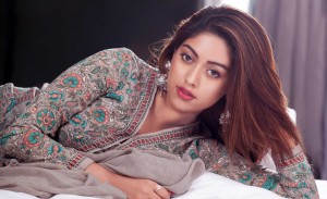 Hunterfly Anu Emmanuel 50 Hunterfly Anu Emmanuel 50