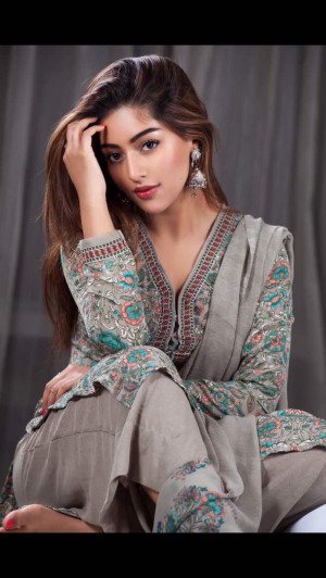Hunterfly Anu Emmanuel 57 Hunterfly Anu Emmanuel 57