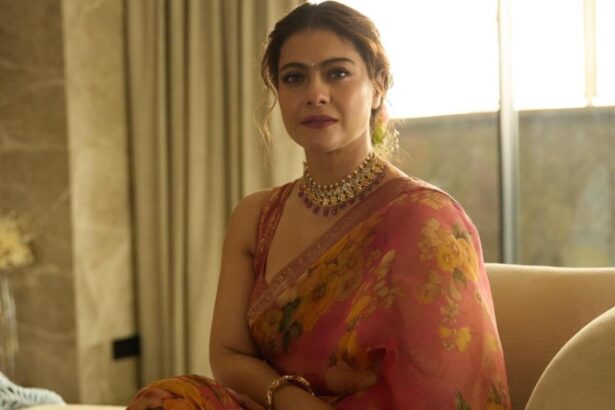 Hunterfly Kajols Blush Pink Saree Look Is Pure Glam — Heres Why Everyones Talking