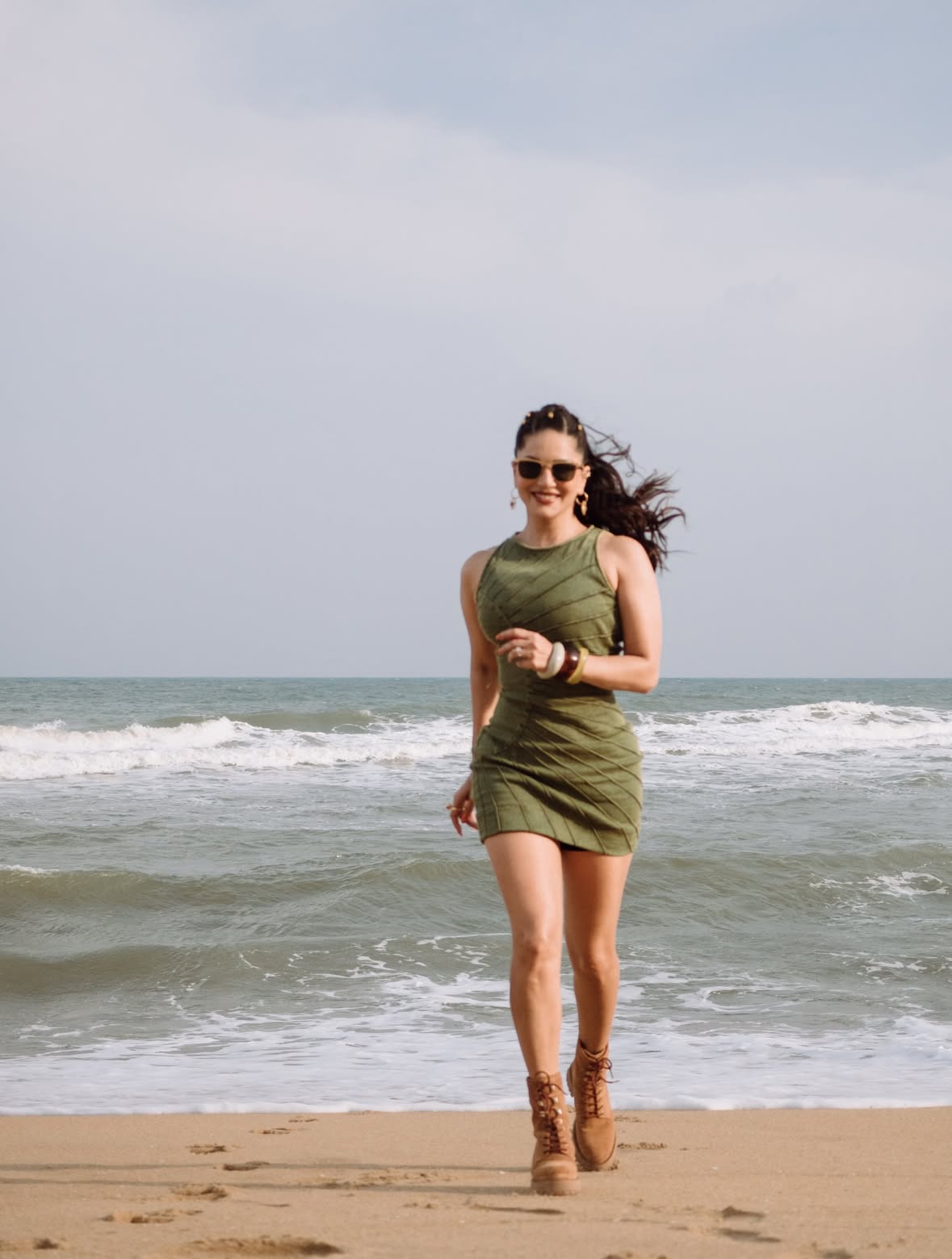 Hunterfly Sunny Leone 158 Hunterfly Sunny Leone 158