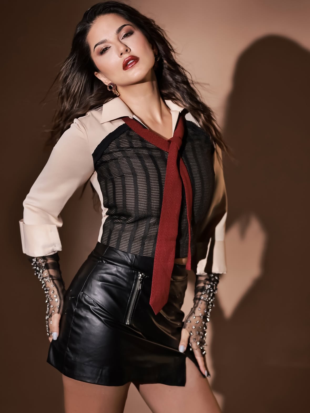 Hunterfly Sunny Leone 168 Hunterfly Sunny Leone 168