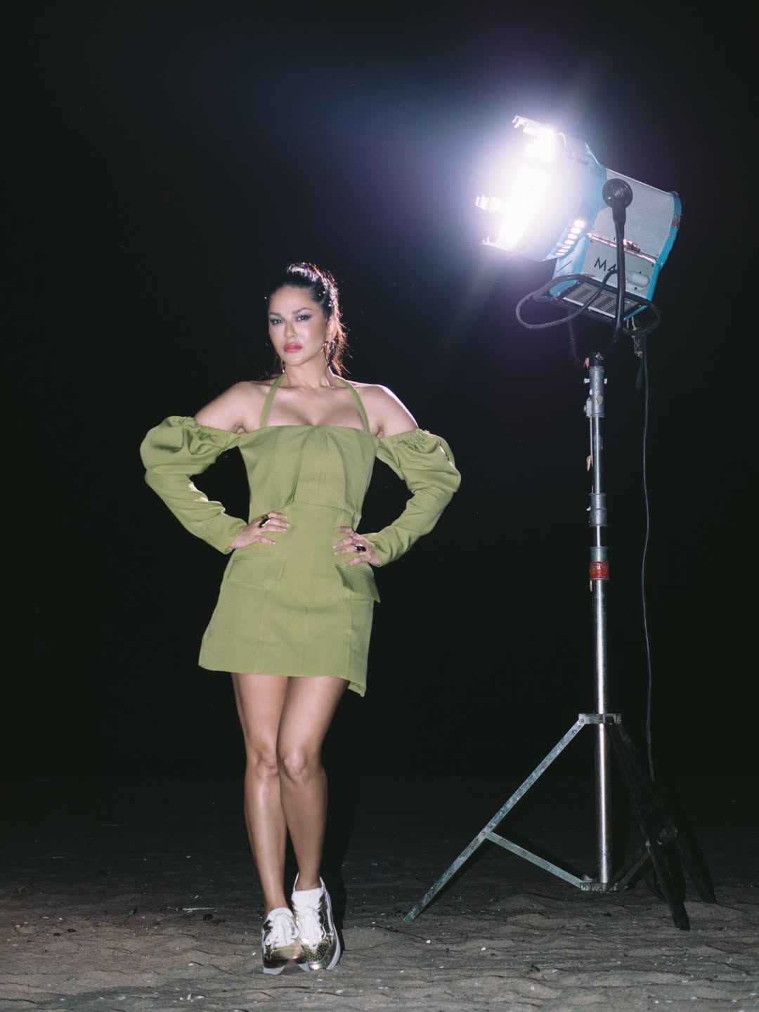Hunterfly Sunny Leone 47