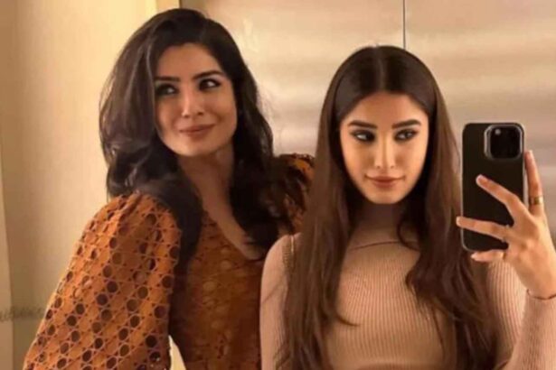 Hunterfly 026 05 12 111422 11zon Bollywood Stylish Mother Daughter Duos 2026