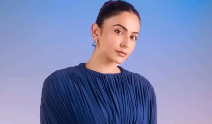 Rakul Preet Singh posing during promotion of Pati Patni Aur Woh Do