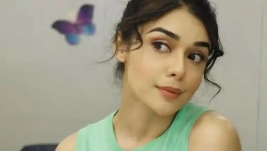 Television actress Eisha Singh discussing her lifestyle choices and acting journey during a podcast interview