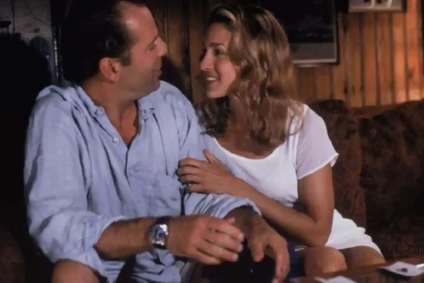 Bruce Willis in Striking Distance Trending on Netflix