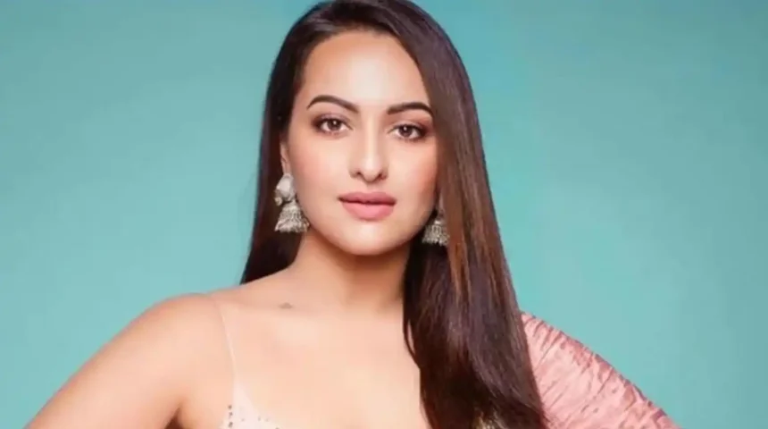 Sonakshi Sinha during gym workout while Zaheer Iqbal plays a funny prank