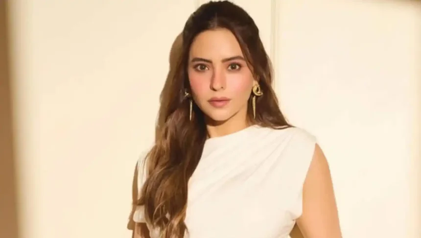 Hunterfly 2026 05 30 205328 11zon Television actress Aamna Sharif speaking about her childhood challenges and family experiences