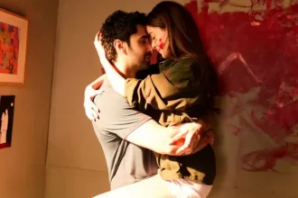 Lakshya and Ananya Panday in Chand Mera Dil