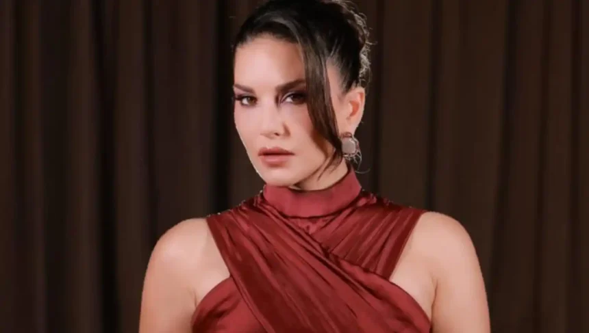 Hunterfly 026 06 11 145520 11zon Sunny Leone linked to Karnataka CID inquiry in Shivam Associates fraud investigation