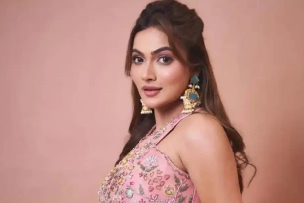 Actress Reva Kaurase discussing OTT platforms and meaningful storytelling