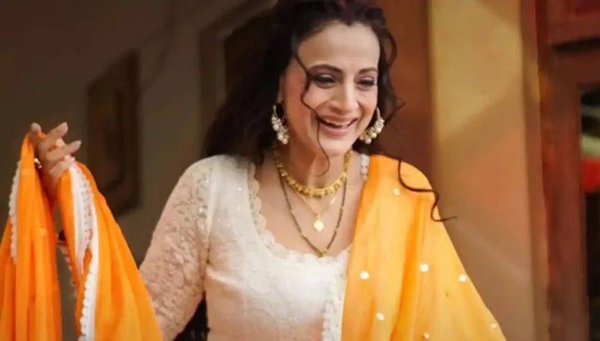 Hunterfly 026 06 14 135009 11zon Ameesha Patel reflects on the legacy of Gadar ahead of the film's 25th anniversary