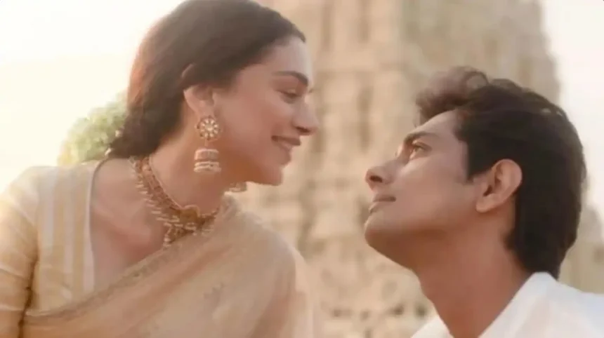 Hunterfly 026 06 15 162823 11zon Aditi Rao Hydari and Siddharth sharing a sweet social media moment on Instagram.