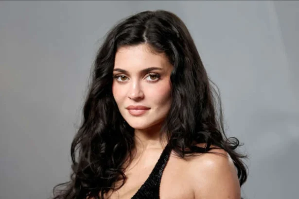 Hunterfly 026 06 26 185834 Kylie Jenner attending a public event amid reports of a legal dispute involving a former employee