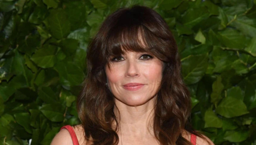 Actress Linda Cardellini attending a public event with a focus on her personal life and family