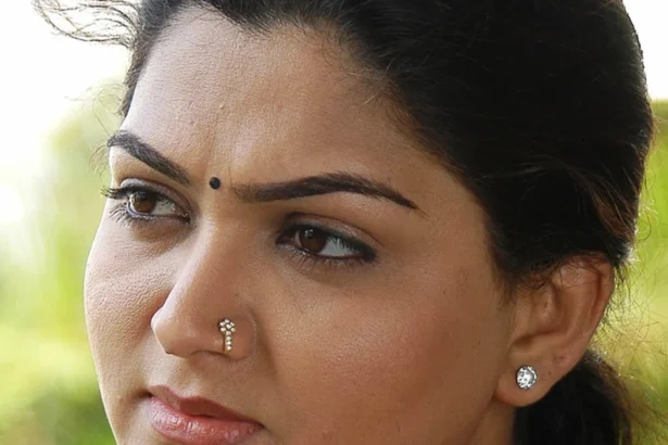 Hunterfly 026 06 28 005828 Actress Khushbu Sundar during a public event amid a major public controversy