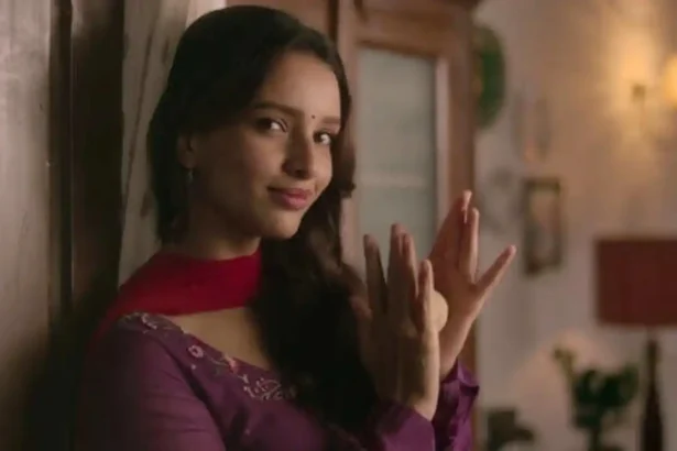 Hunterfly 2026 06 08 171139 11zon Triptii Dimri emotional scene in Maa Behen Netflix film viral social media reaction
