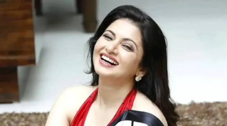 Bhagyashree Opens Up About Leaving Bollywood After Maine Pyar Kiya