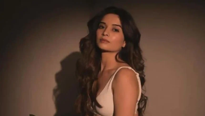 Television actress Bhavika Sharma reportedly cast as the new lead in Seher Hone Ko Hai