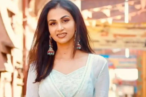Hunterfly 2026 06 13 193235 11zon Television actress Aanchal Khurana discusses industry politics, networking, and celebrity privacy