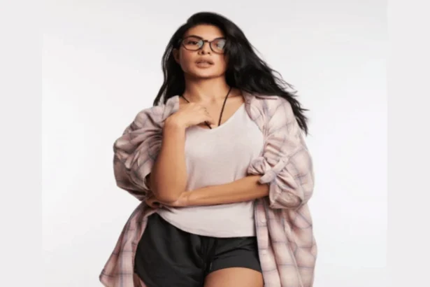 Hunterfly 2026 06 25 162546 Jacqueline Fernandez showcasing stylish casual outfits and everyday fashion inspiration