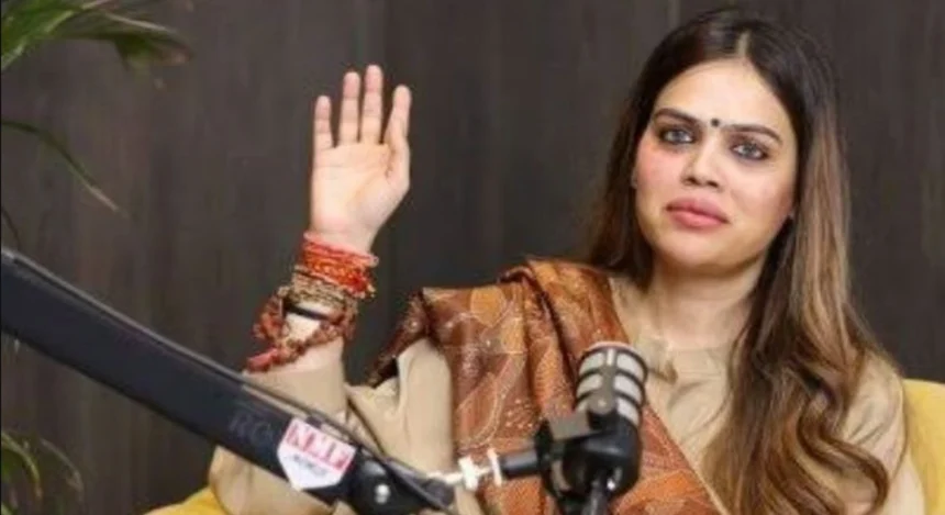 Police investigation related to Nazia Elahi Khan viral podcast video controversy and Zero FIR filed in Mumbai