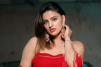 Hunterfly 26 06 15 151341 11zon Haryanvi actress Divyanka Sirohi during a social media and entertainment appearance.