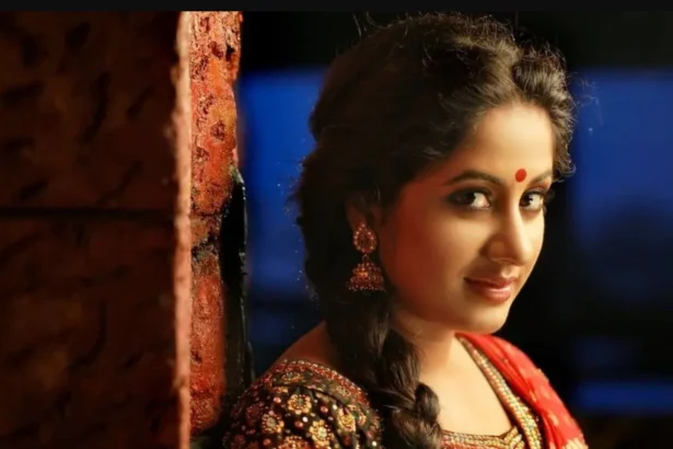 Hunterfly 26 06 28 011304 Malayalam actress Jyothi Krishna speaking about online harassment and digital safety