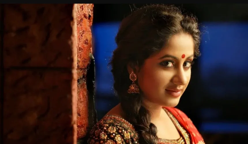 Hunterfly 26 06 28 011304 Malayalam actress Jyothi Krishna speaking about online harassment and digital safety