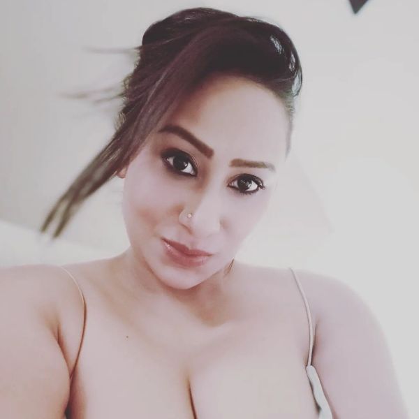 Hunterfly Kamalika Chanda Biography