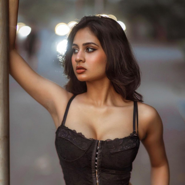 Hunterfly Srushti Bannatti