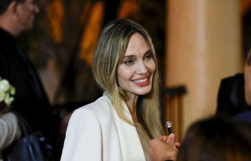 Popular Hollywood celebrities known for their kindness and positive interactions with fans