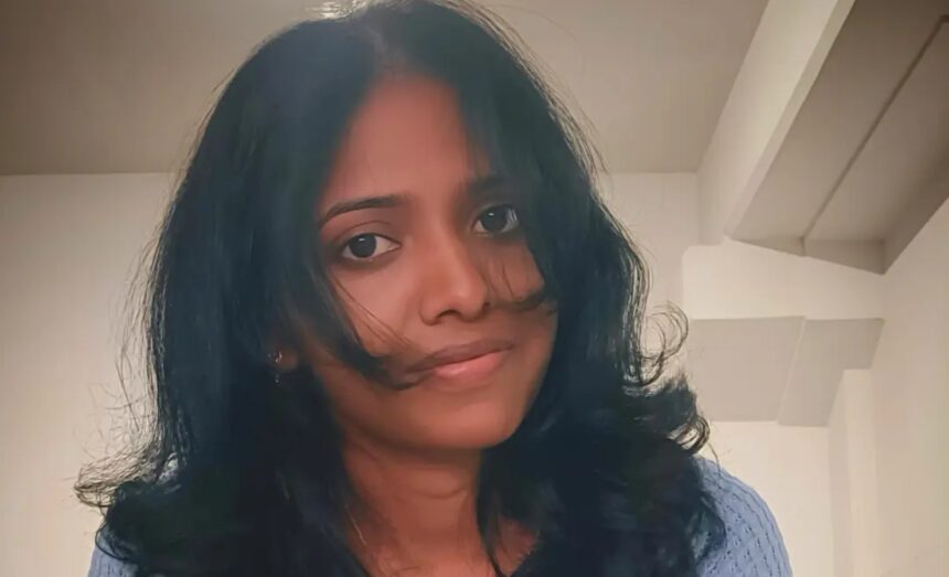 Hunterfly 026 07 14 114050 Woman with fresh layered haircut showcasing volume and confidence