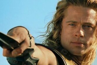 Hunterfly 026 07 17 233713 Brad Pitt as Achilles in the epic film Troy