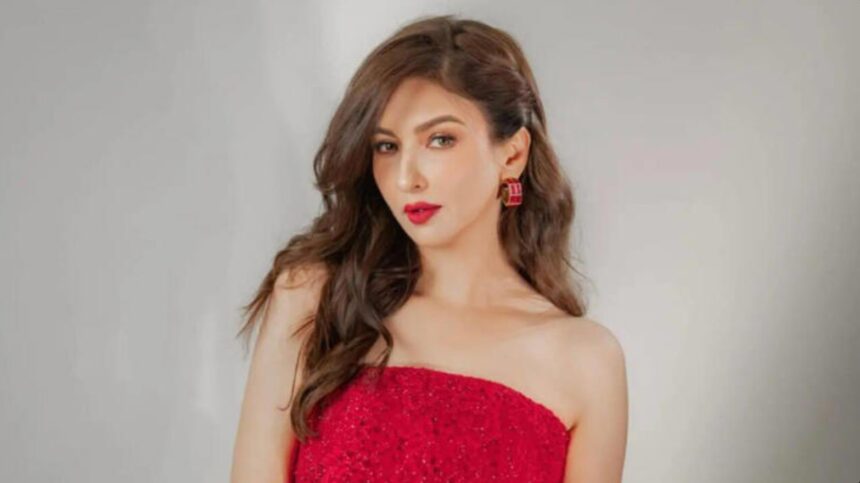 Actress Saumya Tandon reacts to Delhi student protest clashes and calls for peaceful democratic dialogue
