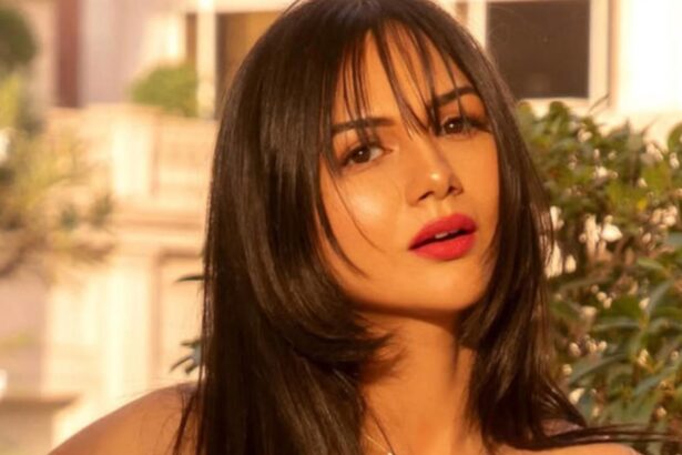 Hunterfly 026 07 25 094535 Akanksha Chamola during an episode of Lock Upp Sach Ya Sazaa